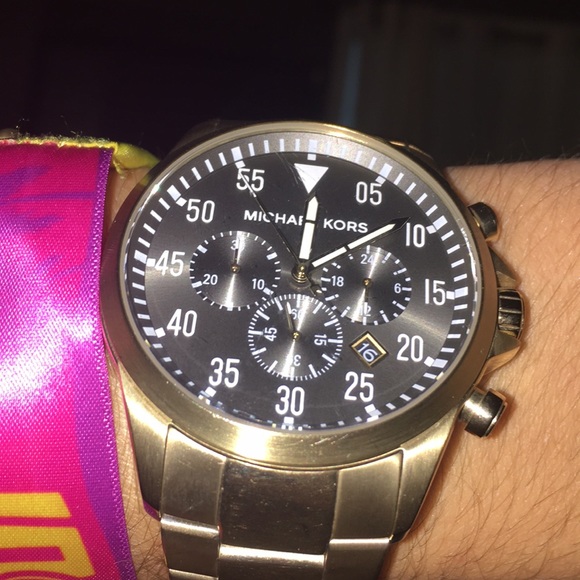 Watch - Picture 1 of 1
